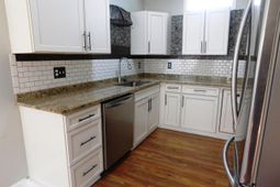 910 Emanon St. photo 4