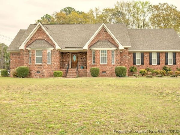 1303 Steeple Run Drive, Fayetteville, NC 28312