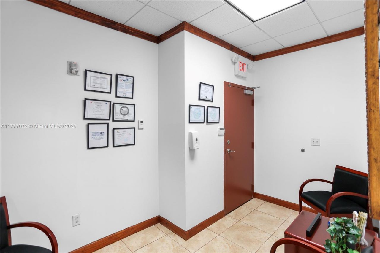 7791 NW 46th St, Unit 214 & 215, Doral, FL 33166 Photo