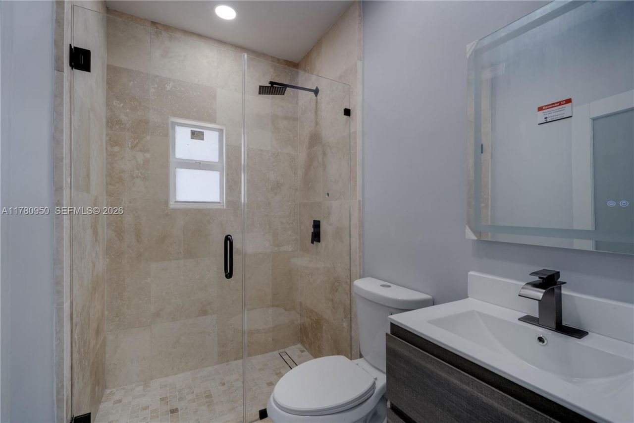 1114 SW 13th Ct, Miami, FL 33135 Photo