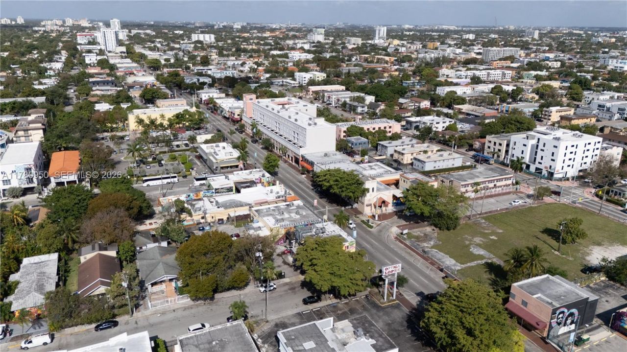 1114 SW 13th Ct, Miami, FL 33135 Photo