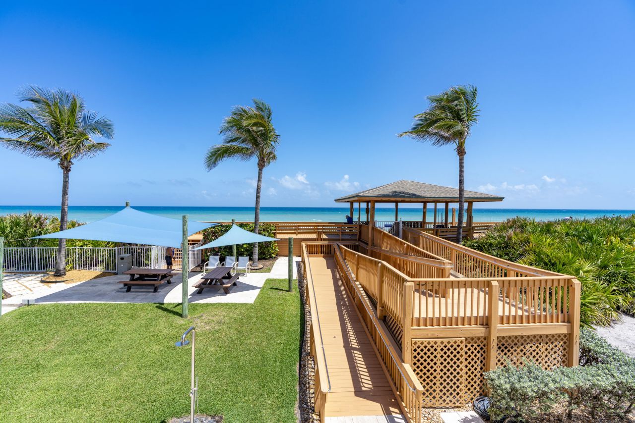 10600 S Ocean Drive, Unit 206, Jensen Beach, FL 34957 Photo