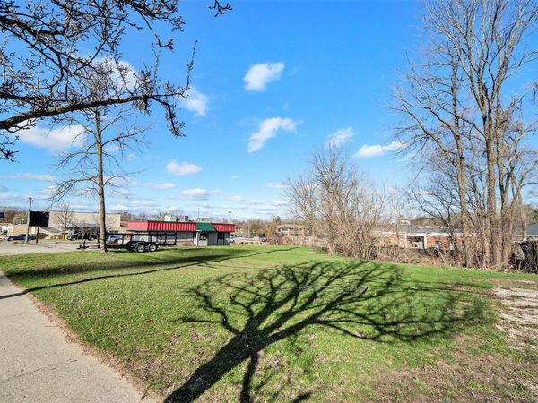 1813, 1817 S Westnedge Avenue, Kalamazoo, MI 49008