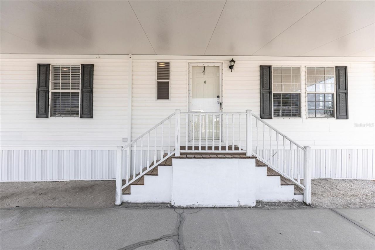 29192 Crawford Avenue, Punta Gorda, FL 33982 Photo