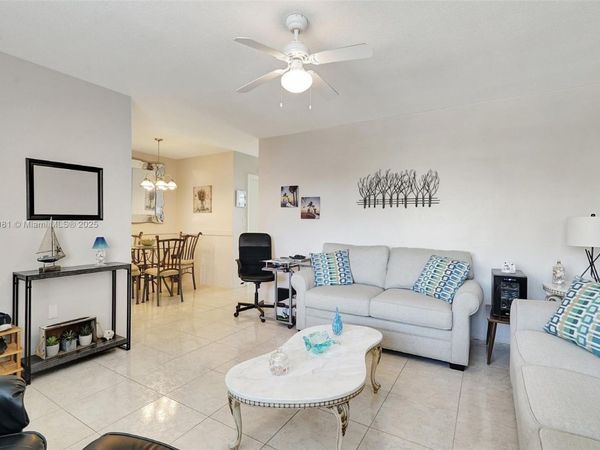 16801 NE 13th Ave, Unit 206, Miami, FL 33162