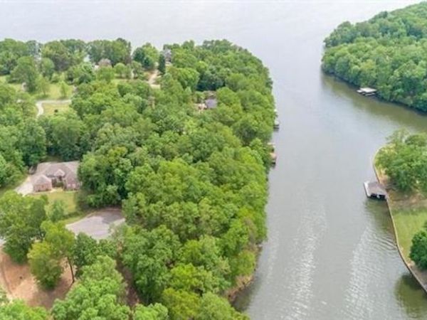 3 Randmar Ct, Florence, AL