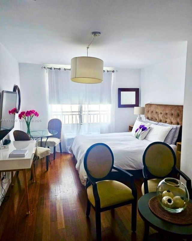 420 15th St, Unit 302, Miami Beach, FL 33139 Photo