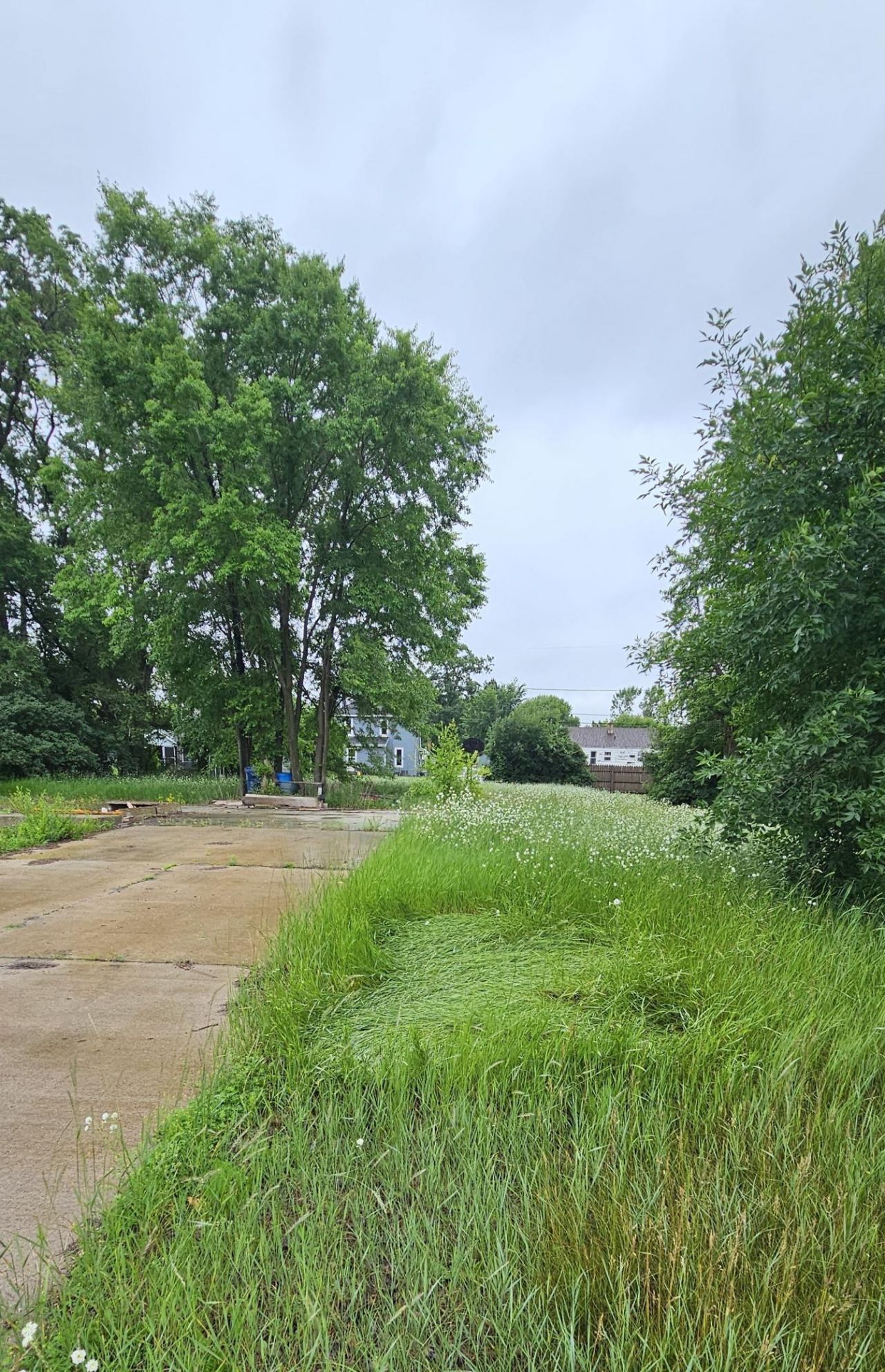 122 Wisconsin Avenue Se, Staples, MN 56479 Main Photo