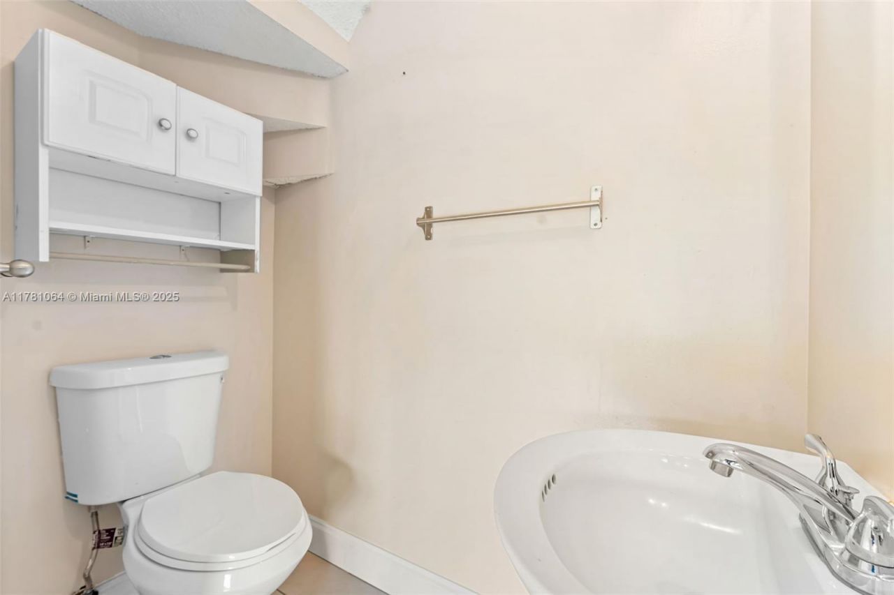 10140 Royal Palm Blvd, Coral Springs, FL 33065 Photo