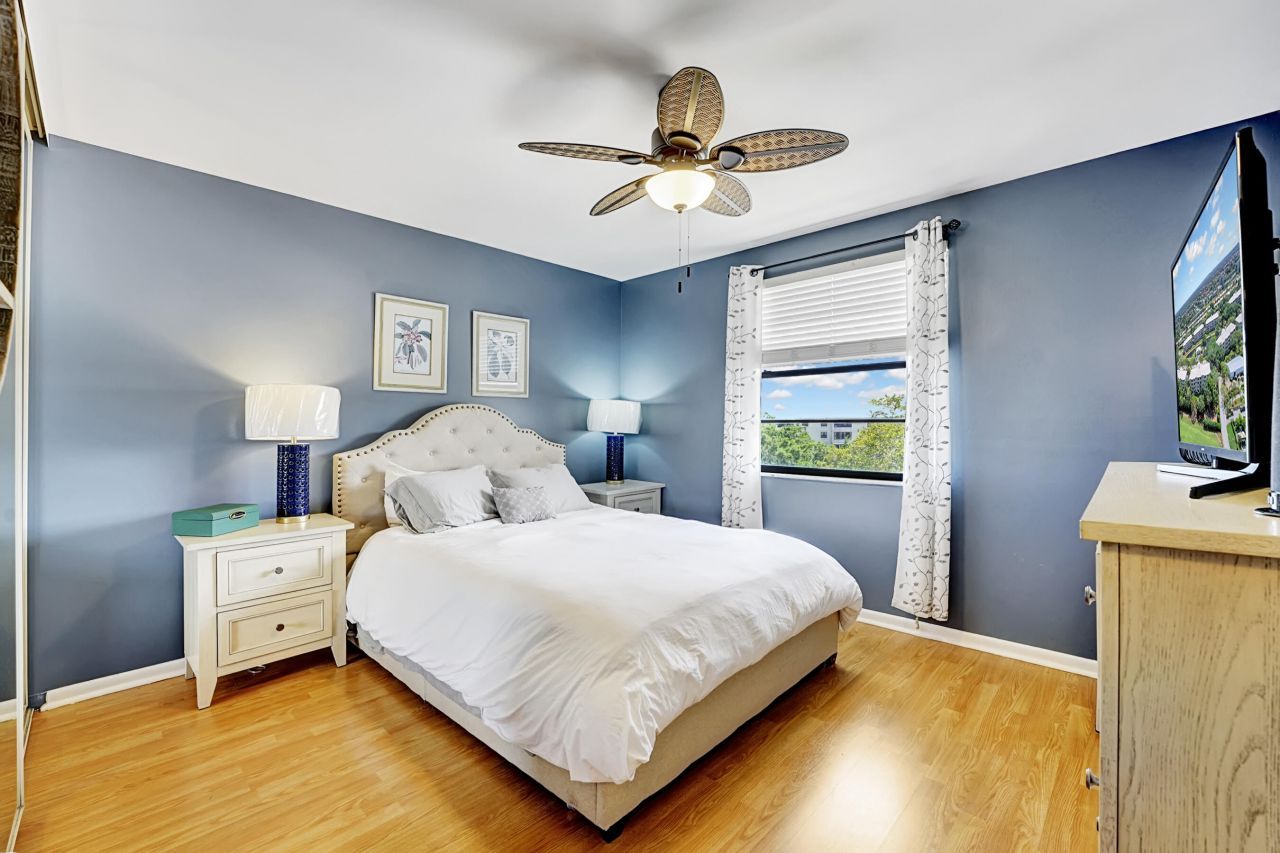 6097 Balboa Circle, Unit 406, Boca Raton, FL 33433 Photo