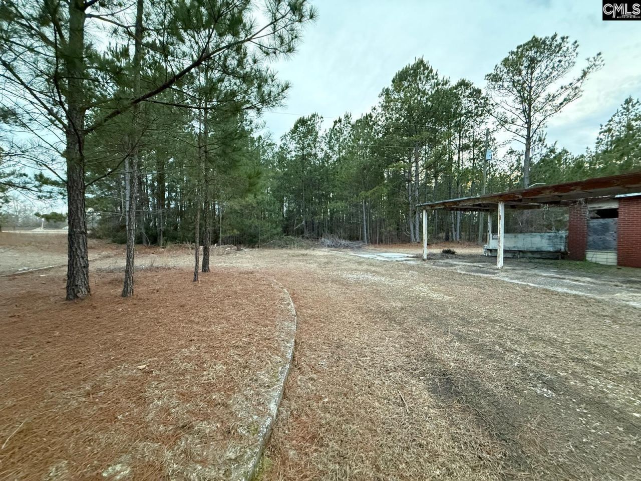 764 St Matthews Road Photo 9