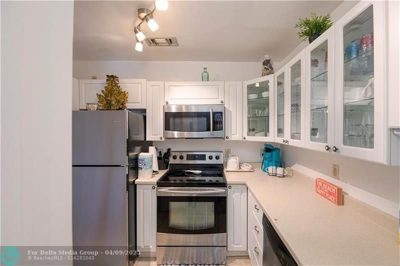 2613-2615 NE 33rd Avenue, Fort Lauderdale, FL 33308 Photo