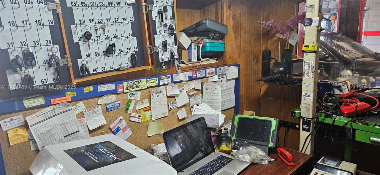 Please Call For Address, Miami, FL 33138 Photo