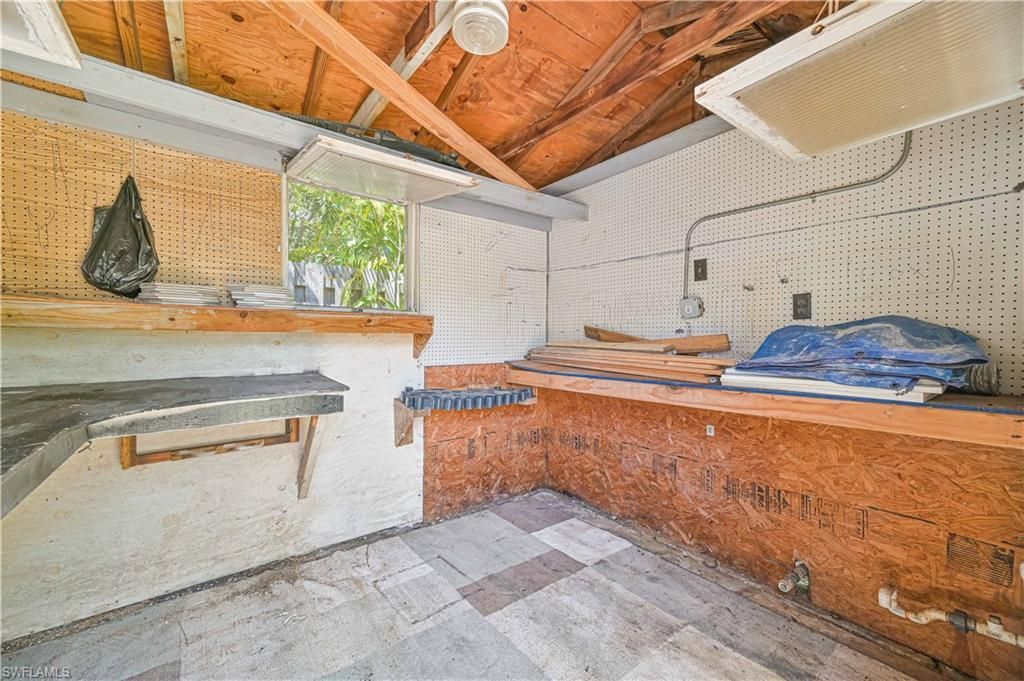 219 Granada Blvd, Fort Myers, FL 33905 Photo