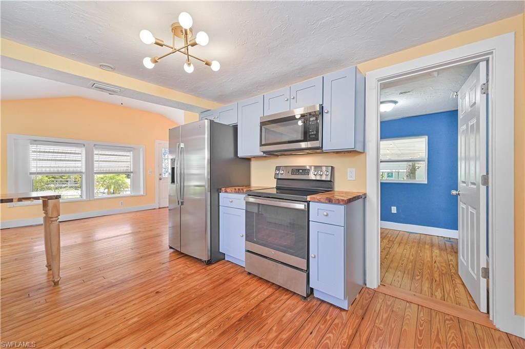 219 Granada Blvd, Fort Myers, FL 33905 Photo
