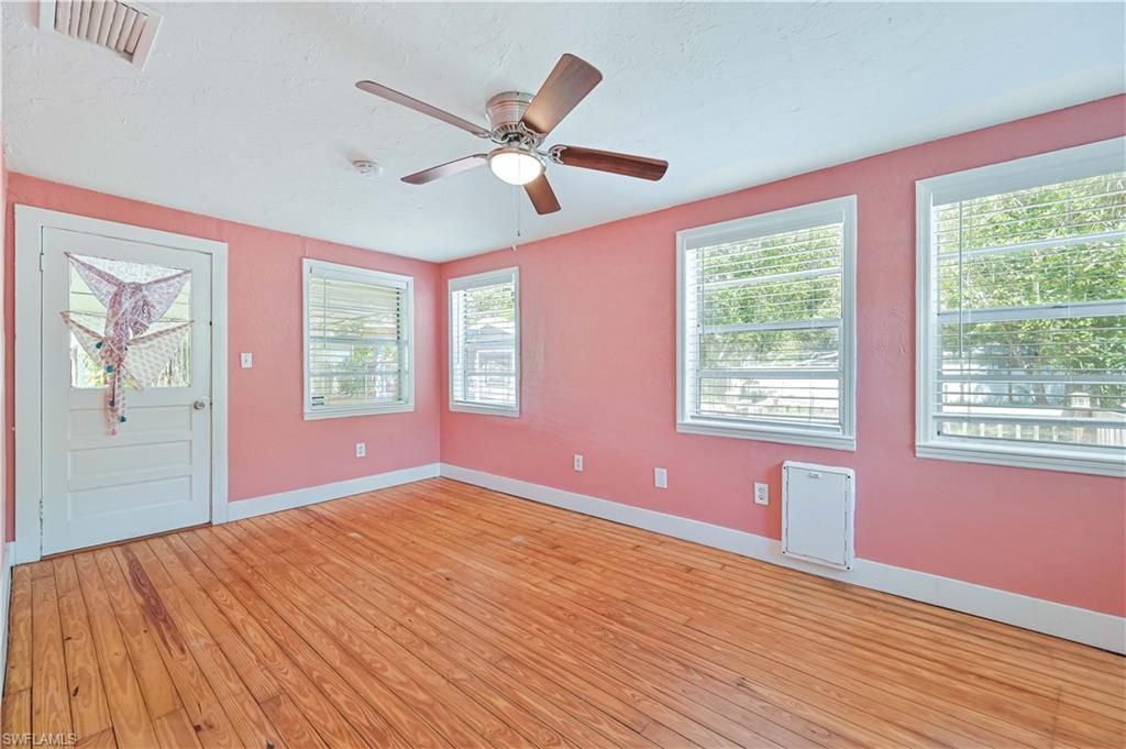 219 Granada Blvd, Fort Myers, FL 33905 Photo