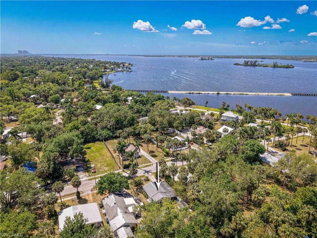 219 Granada Blvd, Fort Myers, FL 33905 Photo