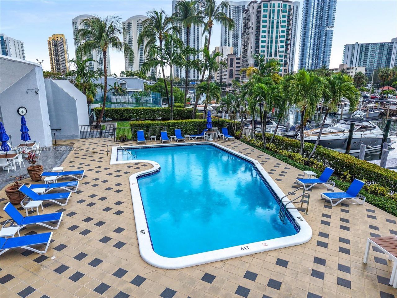 311 Poinciana Dr, Unit 801, Sunny Isles Beach, FL 33160 Photo