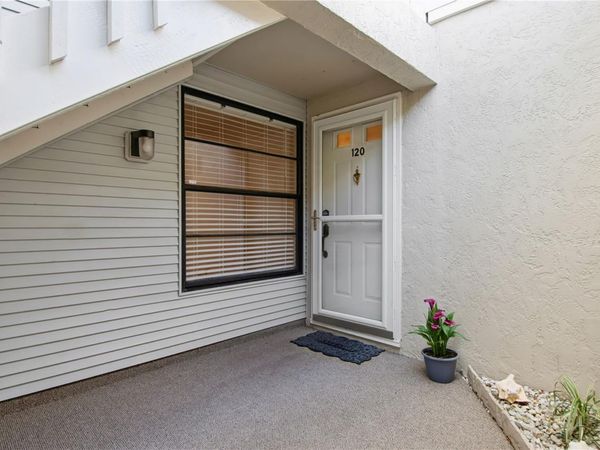 930 CAPRI ISLES BOULEVARD, Unit 120, VENICE, FL 34292