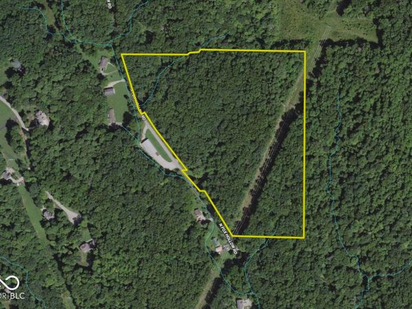 7867 N Fox Hollow Road, Bloomington, IN 47408