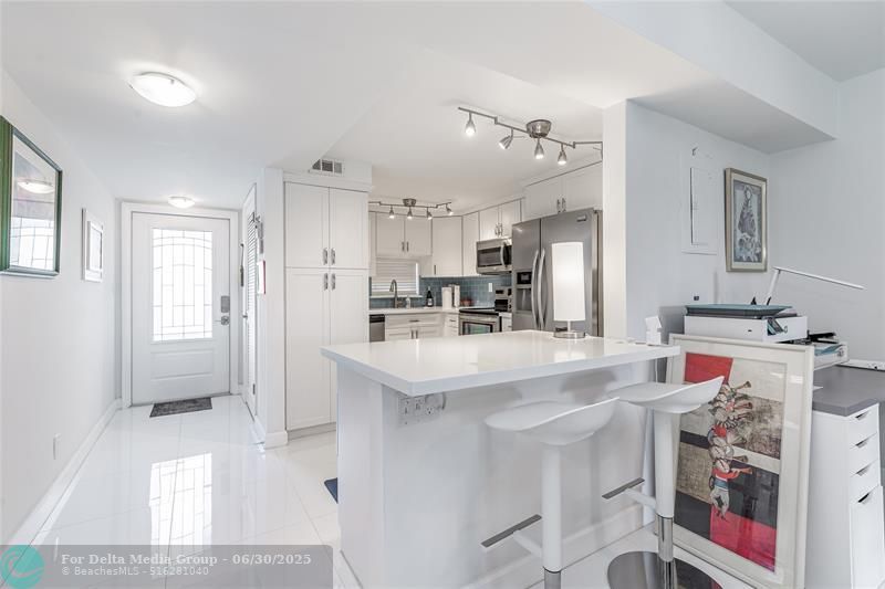 811 S Hollybrook Drive, Unit 301, Pembroke Pines, FL 33025 Photo