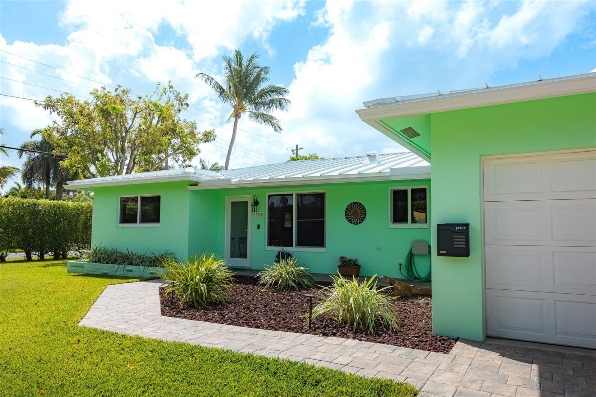 1924 NE 18th Street, Fort Lauderdale, FL 33305 Photo