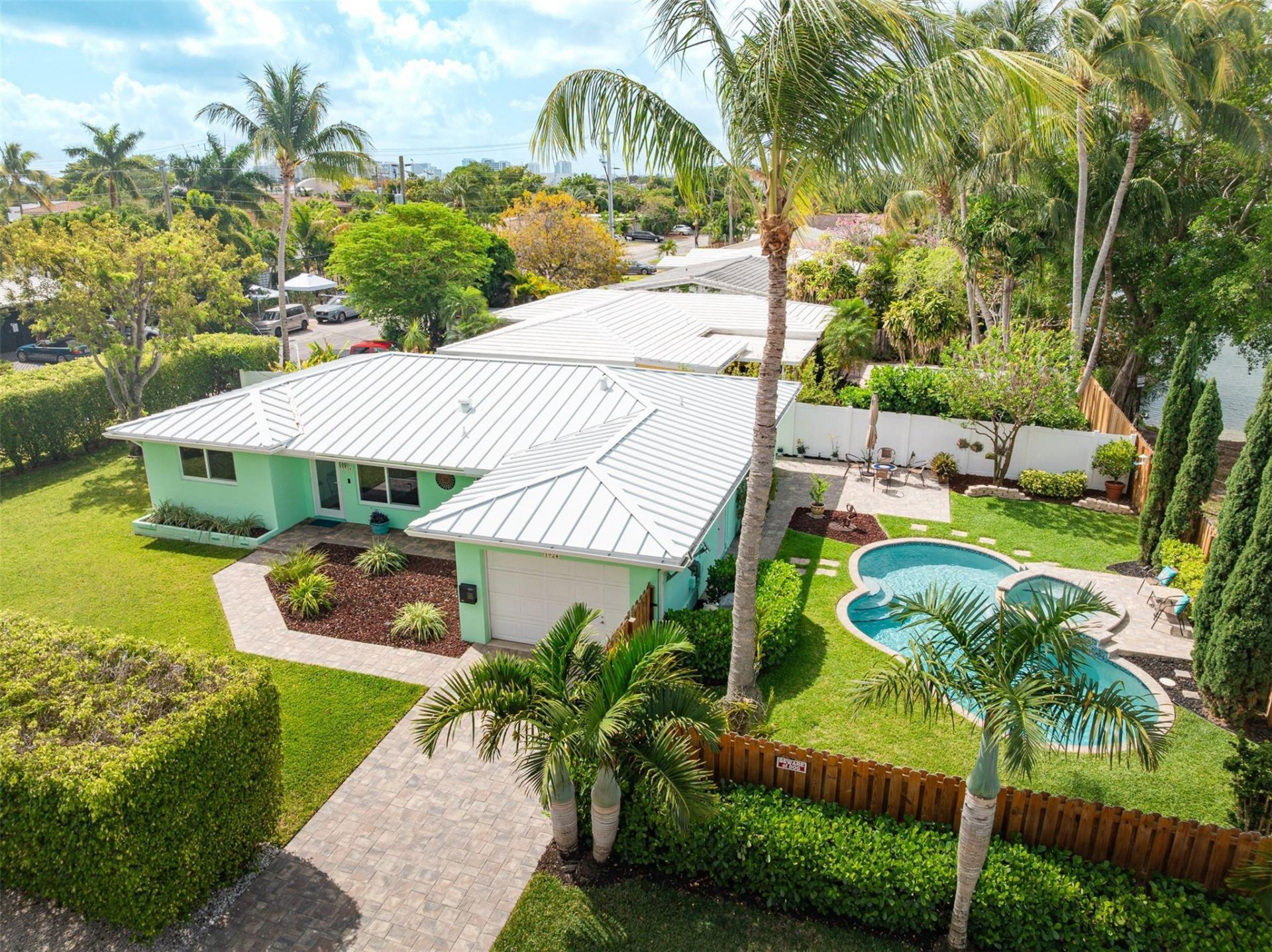 1924 NE 18th Street, Fort Lauderdale, FL 33305 Photo