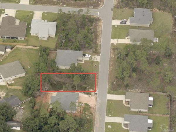 Ponderosa Dr, Gulf Breeze, FL 32563