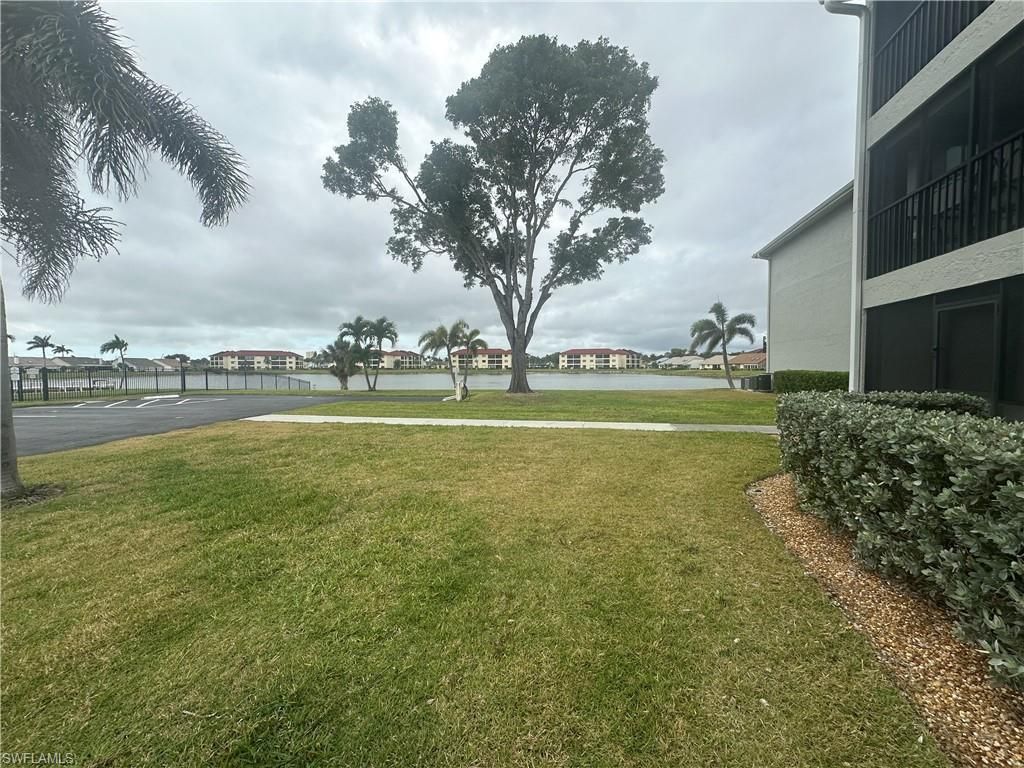 11610 Caravel Cir, Unit 102, Fort Myers, FL 33908 Photo