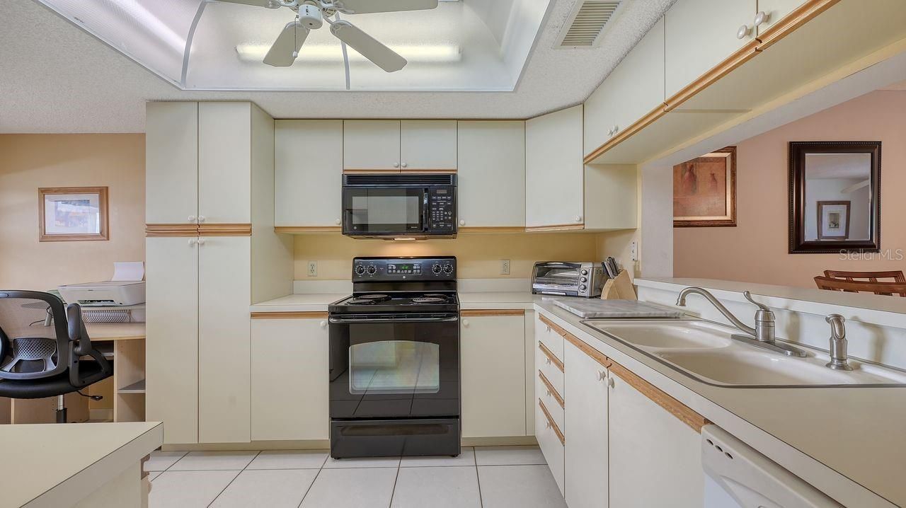 6501 Stone River Road, Unit 304, Bradenton, FL 34203 Photo