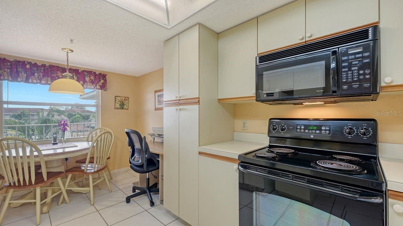 6501 Stone River Road, Unit 304, Bradenton, FL 34203 Photo