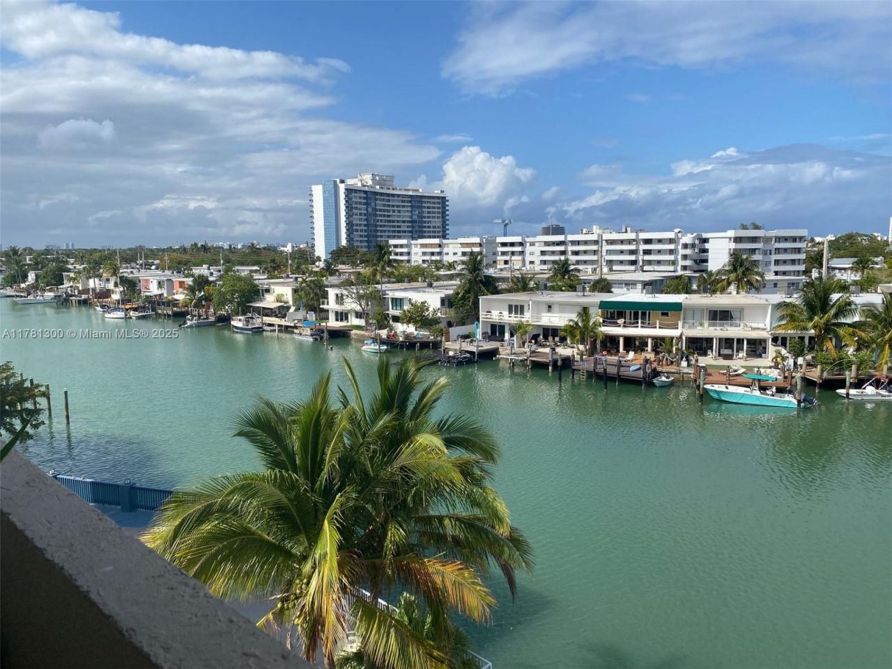 7125 Bay Dr, Unit 506, Miami Beach, FL 33141 Photo