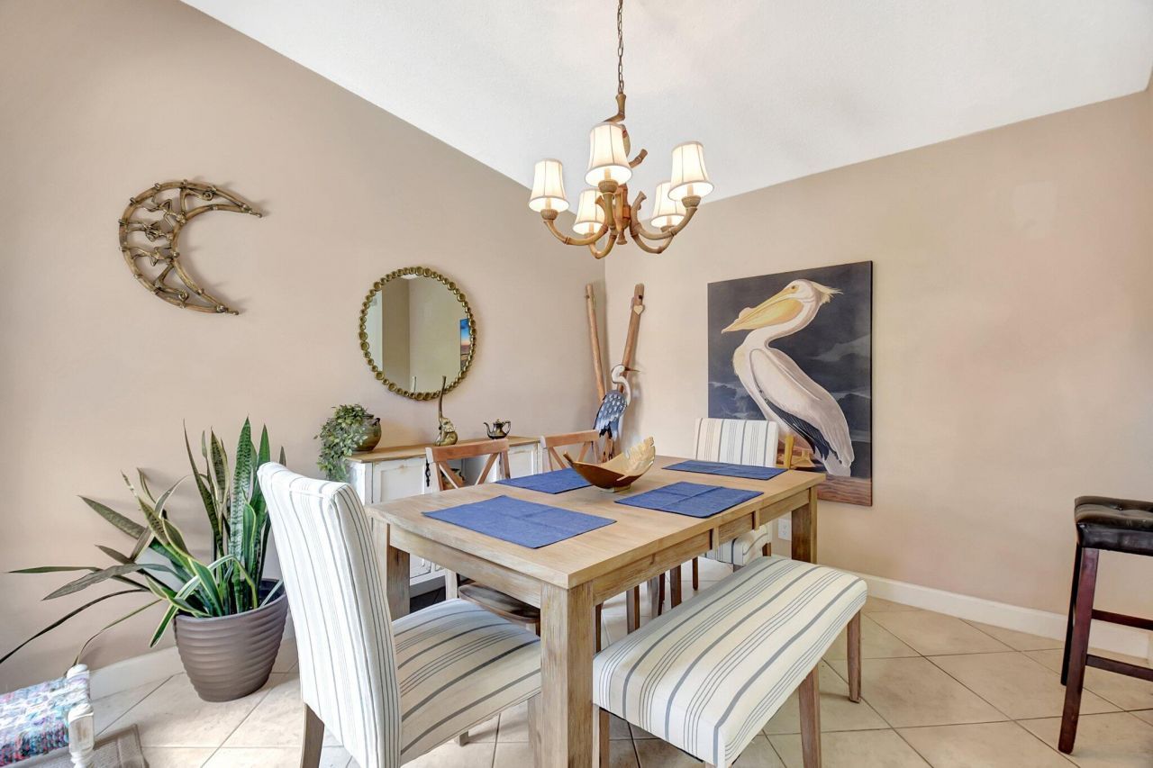 312 Meadows Drive, Boynton Beach, FL 33436 Photo