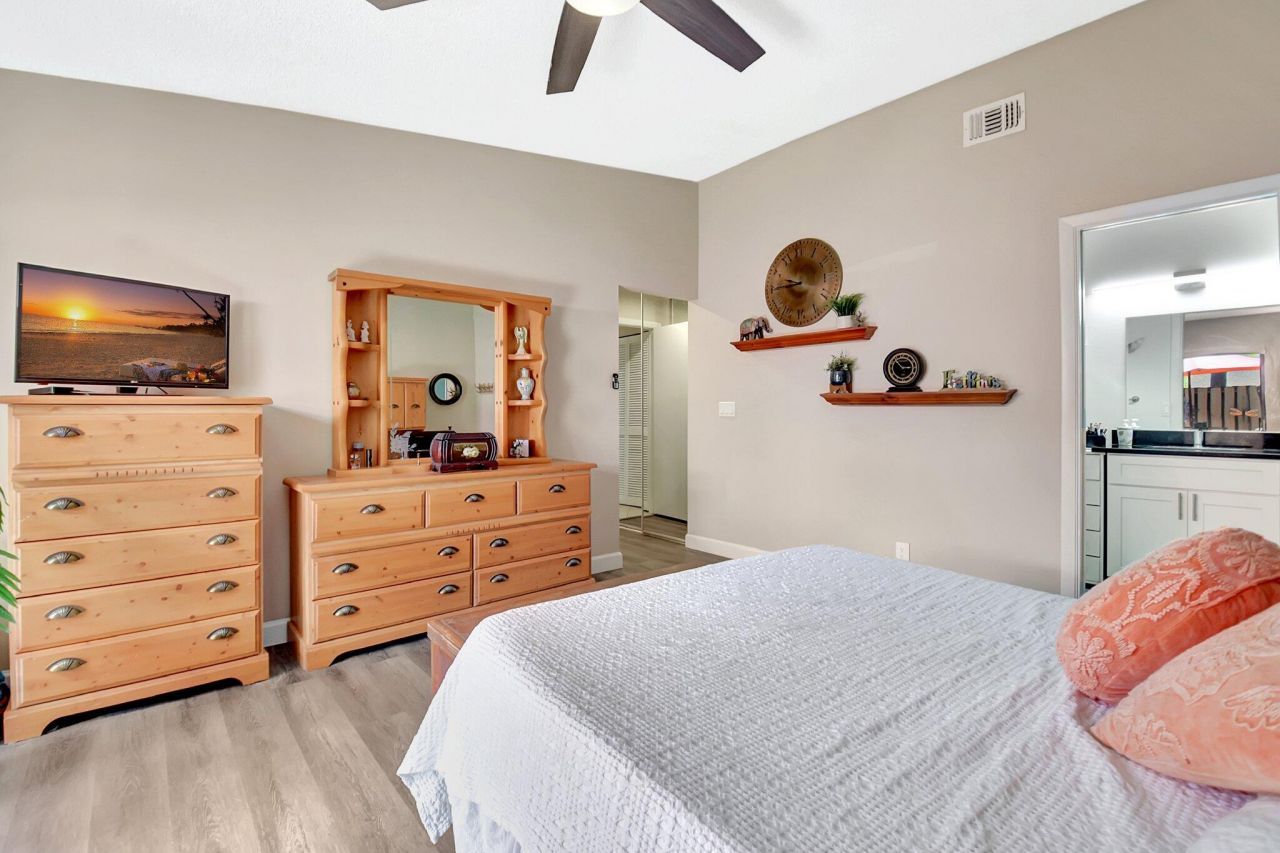 312 Meadows Drive, Boynton Beach, FL 33436 Photo