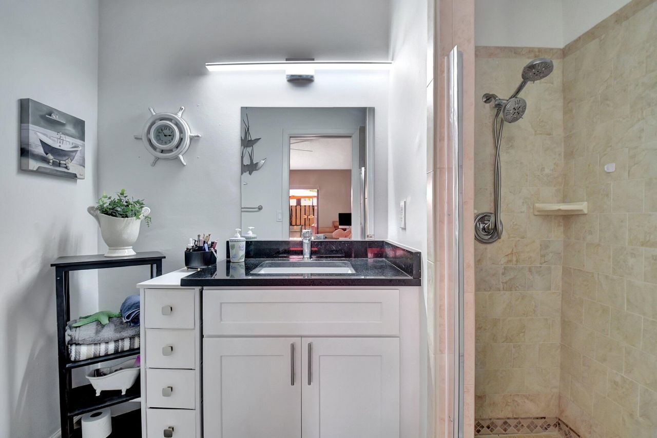 312 Meadows Drive, Boynton Beach, FL 33436 Photo