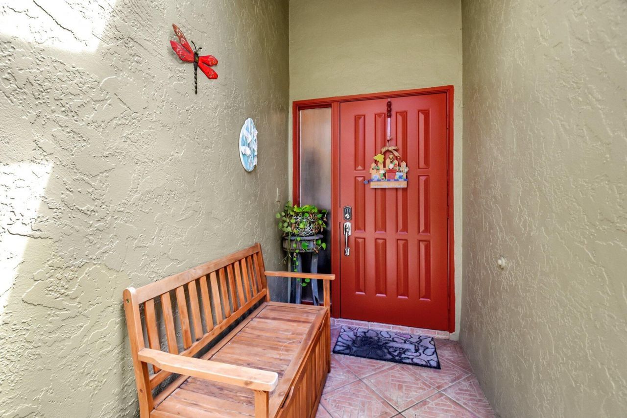 312 Meadows Drive, Boynton Beach, FL 33436 Photo