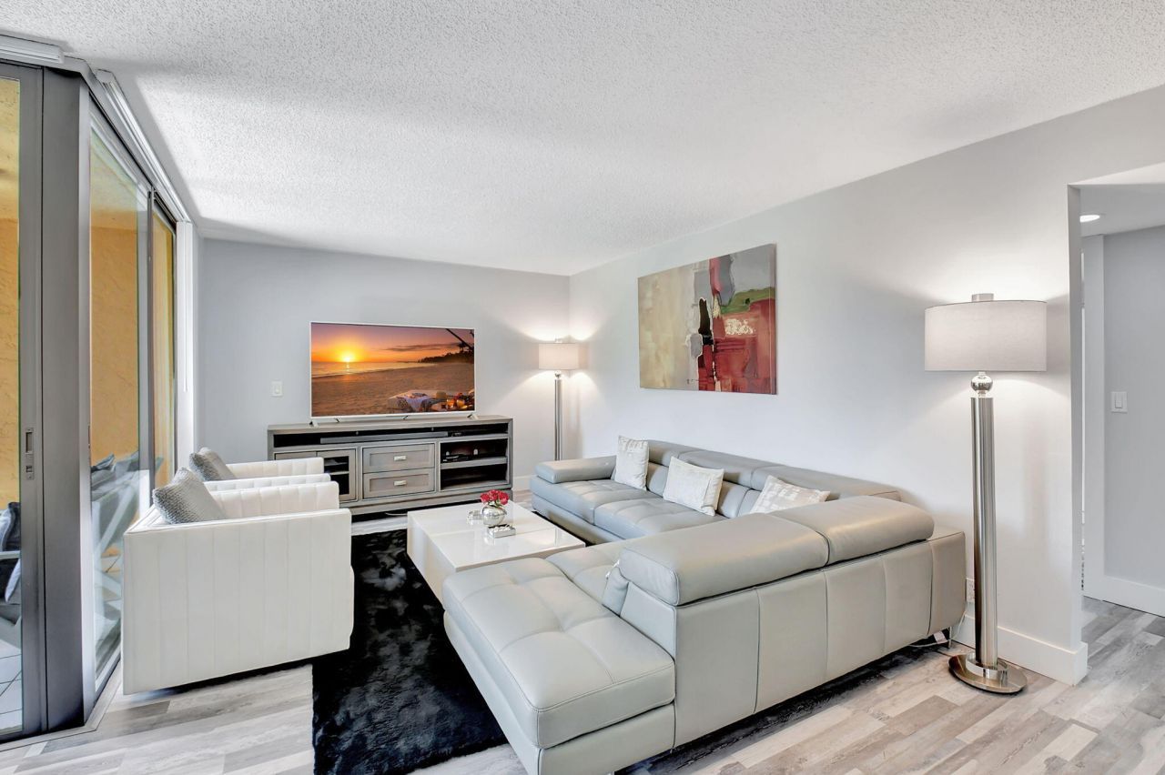 2255 Lindell Boulevard, Unit 4103, Delray Beach, FL 33444 Photo