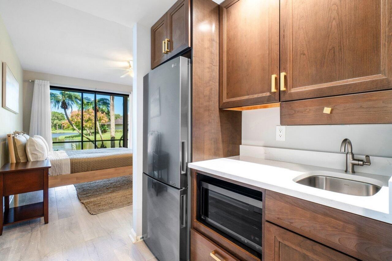 11842 Pebblewood Drive, Unit 102, Wellington, FL 33414 Photo