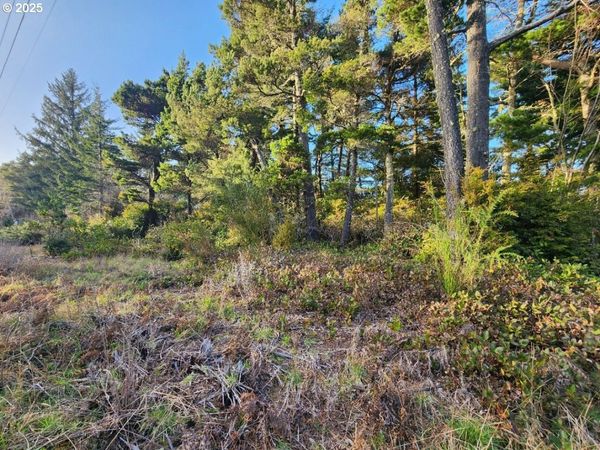 AIRPORT RD, Unit 800/900, Sixes, OR 97476