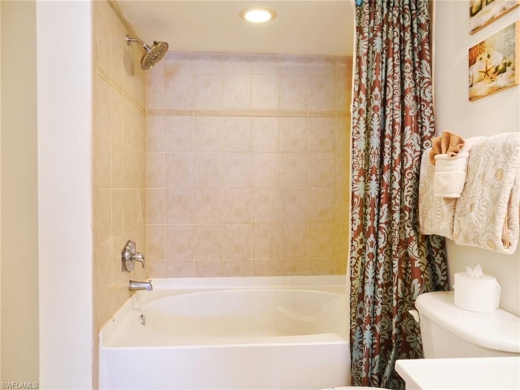 4105 Residence Dr, Unit 720, Fort Myers, FL 33901 Photo