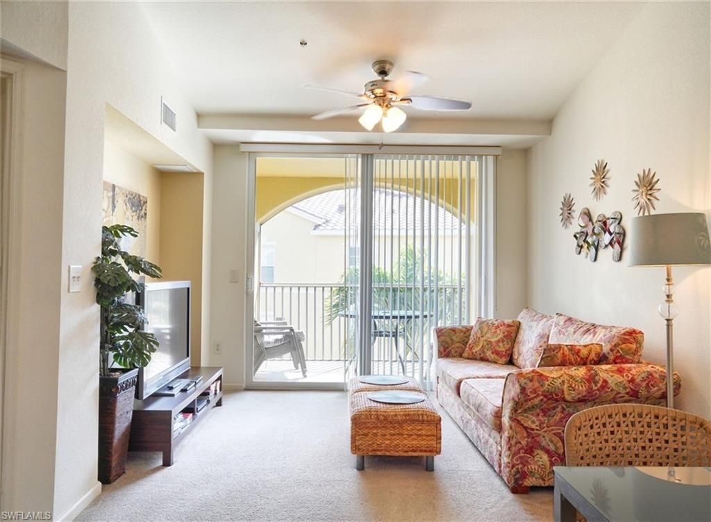 4105 Residence Dr, Unit 720, Fort Myers, FL 33901 Photo