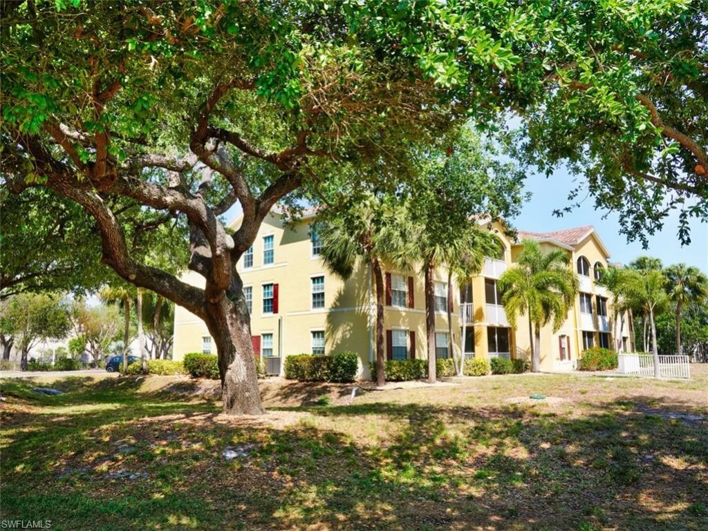 4105 Residence Dr, Unit 720, Fort Myers, FL 33901 Photo