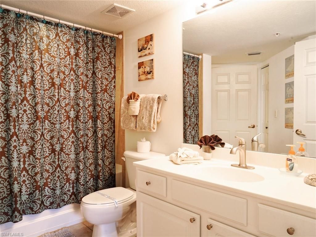 4105 Residence Dr, Unit 720, Fort Myers, FL 33901 Photo