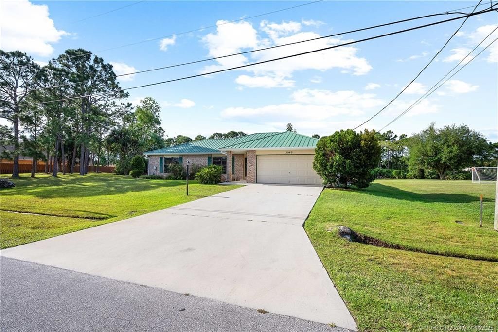 5940 NW Brenda Circle, Port Saint Lucie, FL 34986 Photo