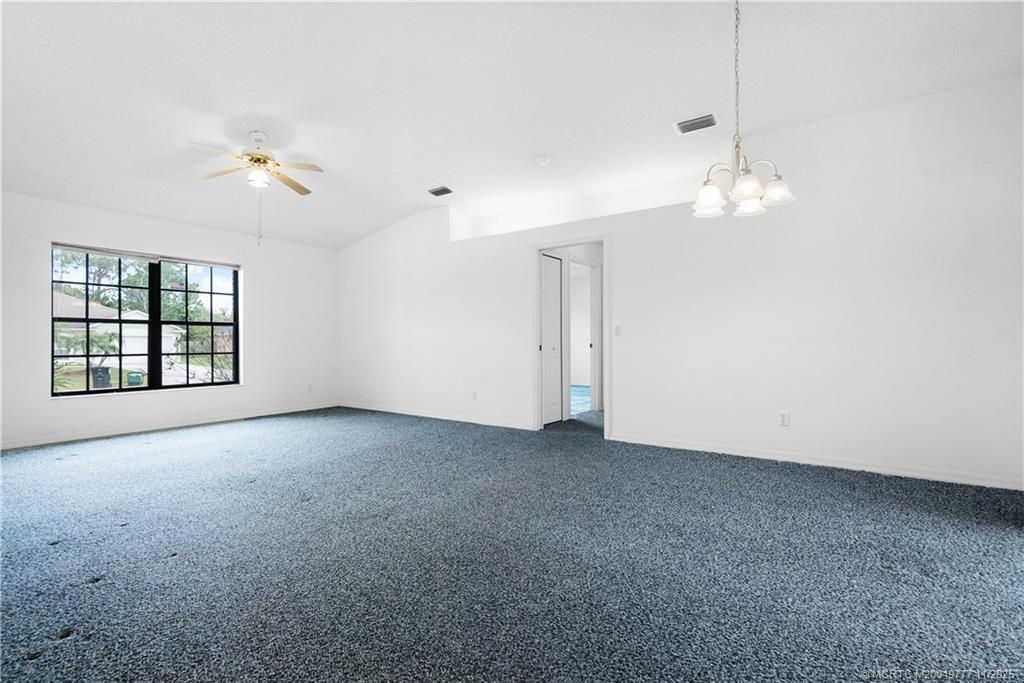 5940 NW Brenda Circle, Port Saint Lucie, FL 34986 Photo