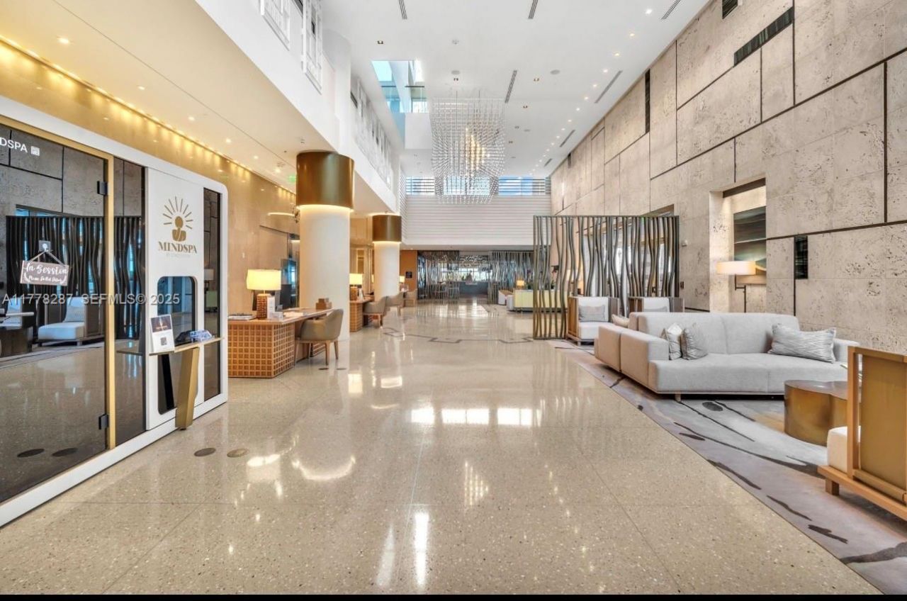 6801 Collins Ave, Unit 717, Miami Beach, FL 33141 Photo