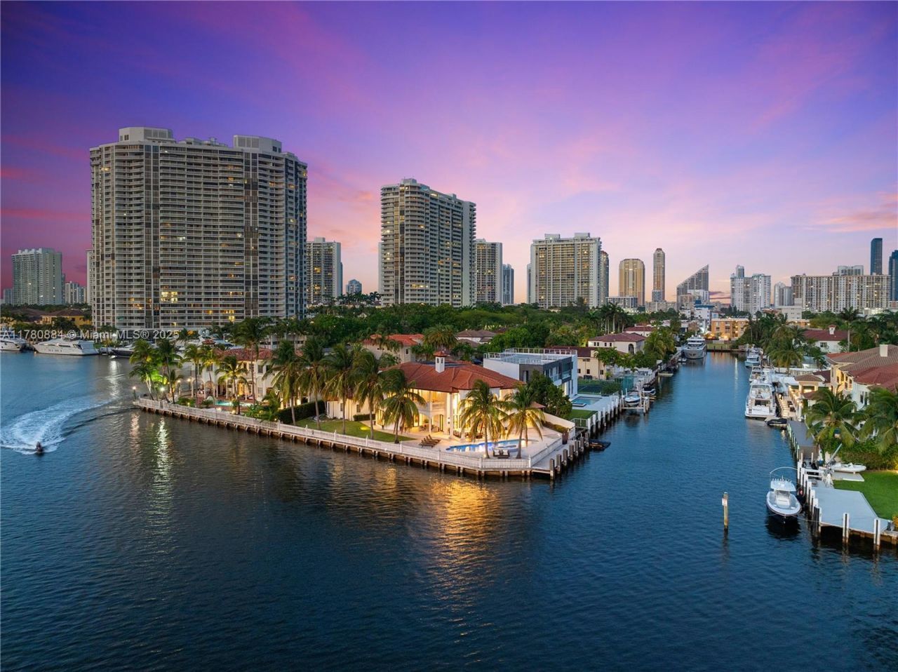 3300 NE 171st St, North Miami Beach, FL 33160 Photo