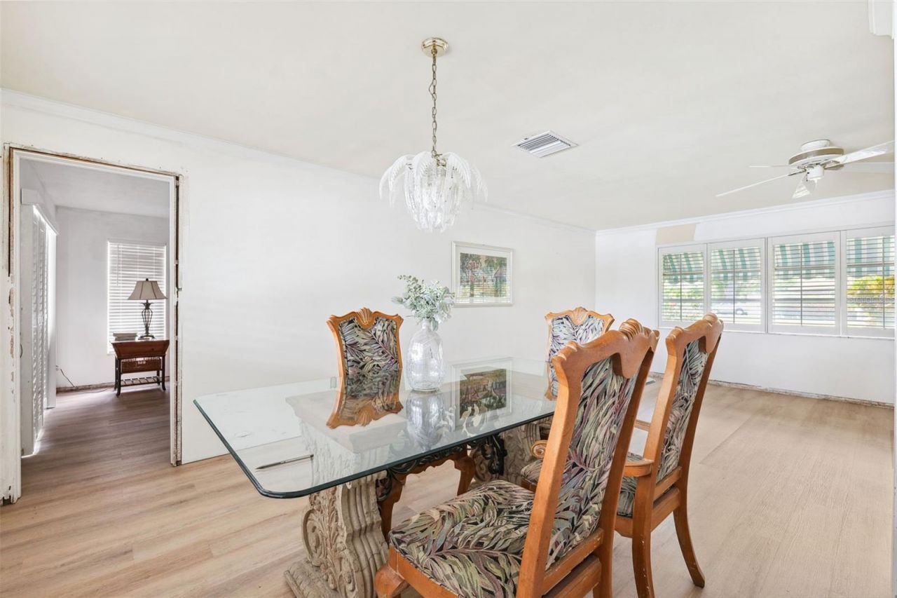 5201 Dover Street Ne, Saint Petersburg, FL 33703 Photo