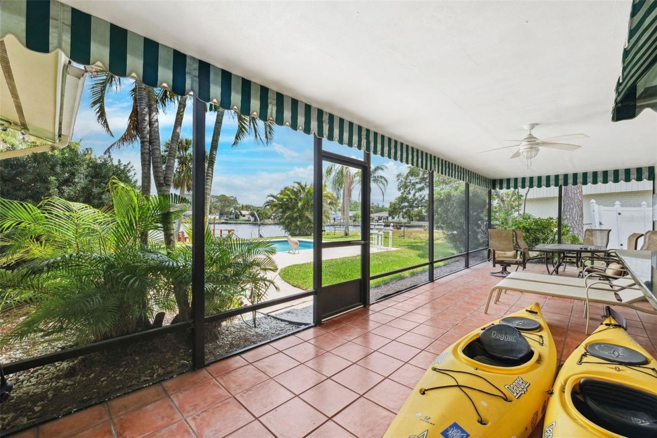 5201 Dover Street Ne, Saint Petersburg, FL 33703 Photo