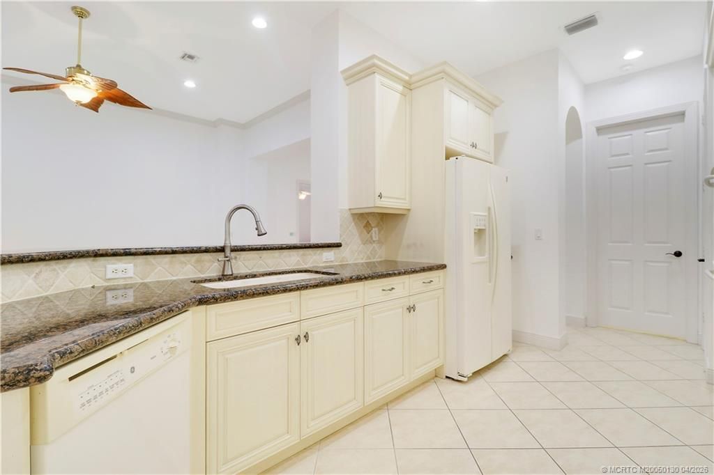 736 SW Pebble Lane, Palm City, FL 34990 Photo